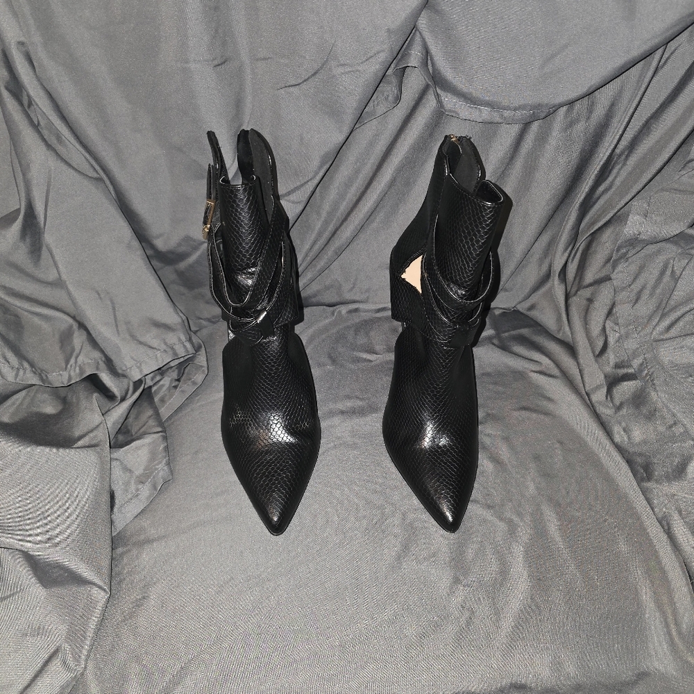 Shoe Dazzle Black Textured Heeled Boots